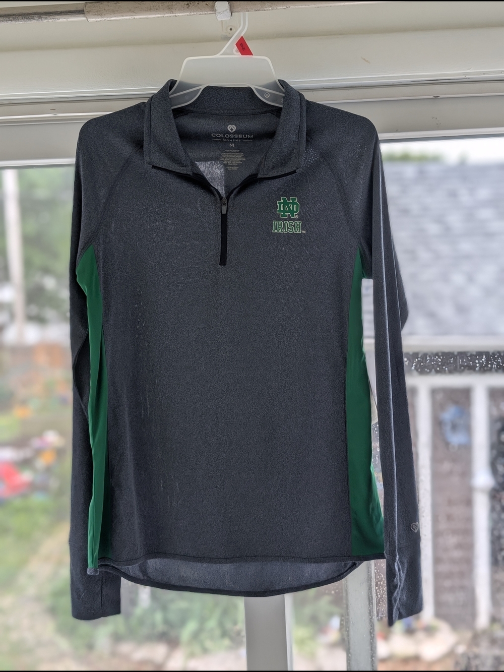Colosseum Notre Dame Irish Gray and Green Quarter-Zip Pullover